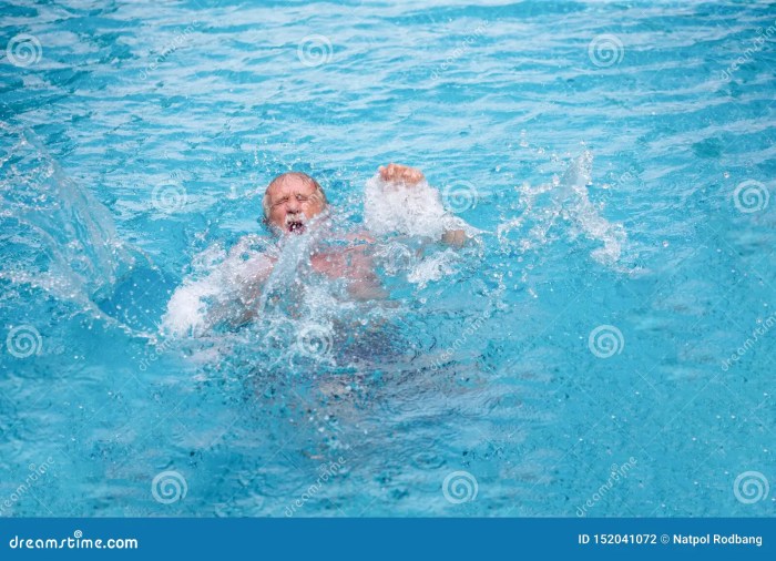 What does a drowning swimmer commonly look like